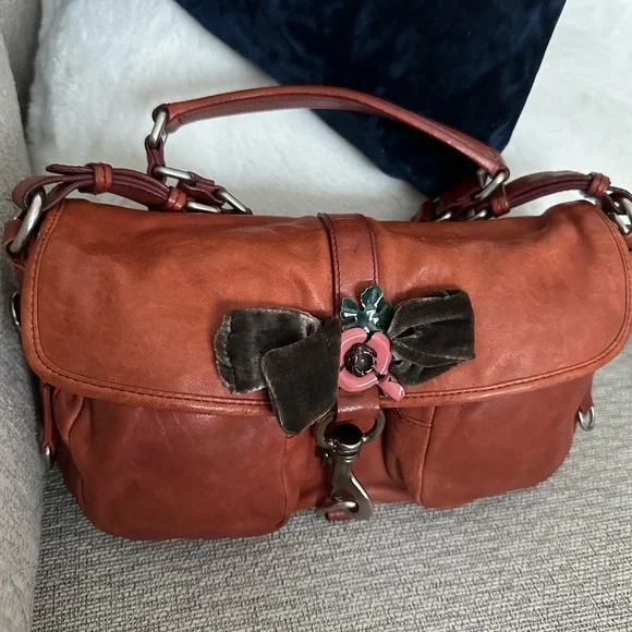 Miu Miu Brown Leather Shoulder Bag with Velvet Bow - Picture 1 of 7